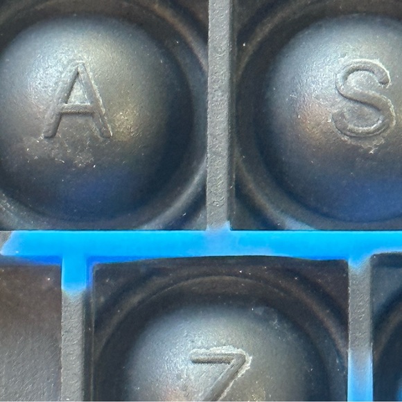 POP ITS lot of 11 multicolored & multi-shaped pieces - Picture 14 of 14